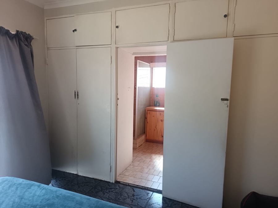 4 Bedroom Property for Sale in Heuwelsig Northern Cape